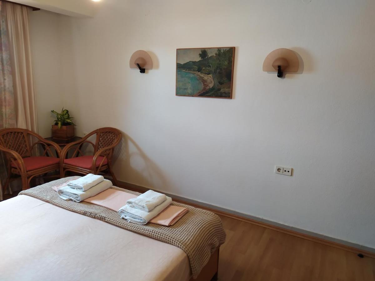 Cavo Paradiso Villa 艾斯普罗瓦塔 外观 照片
