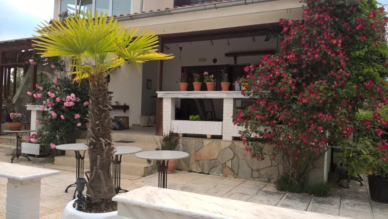 Cavo Paradiso Villa 艾斯普罗瓦塔 外观 照片